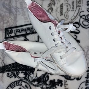 Women's Size 9 by Ellis white tie flats